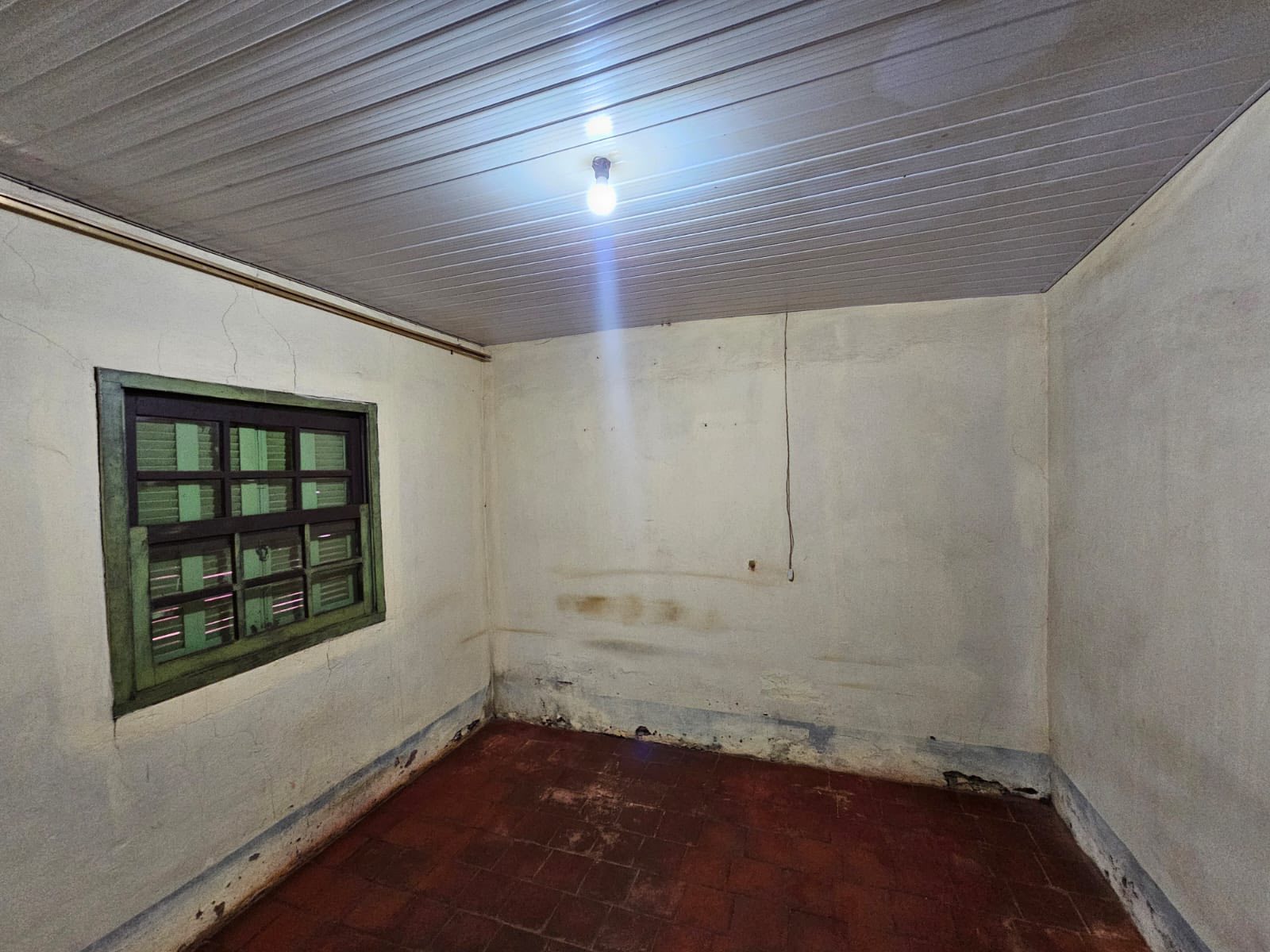 Duas casas Rua Floriano Peixoto, n 07- Jardim Brasil