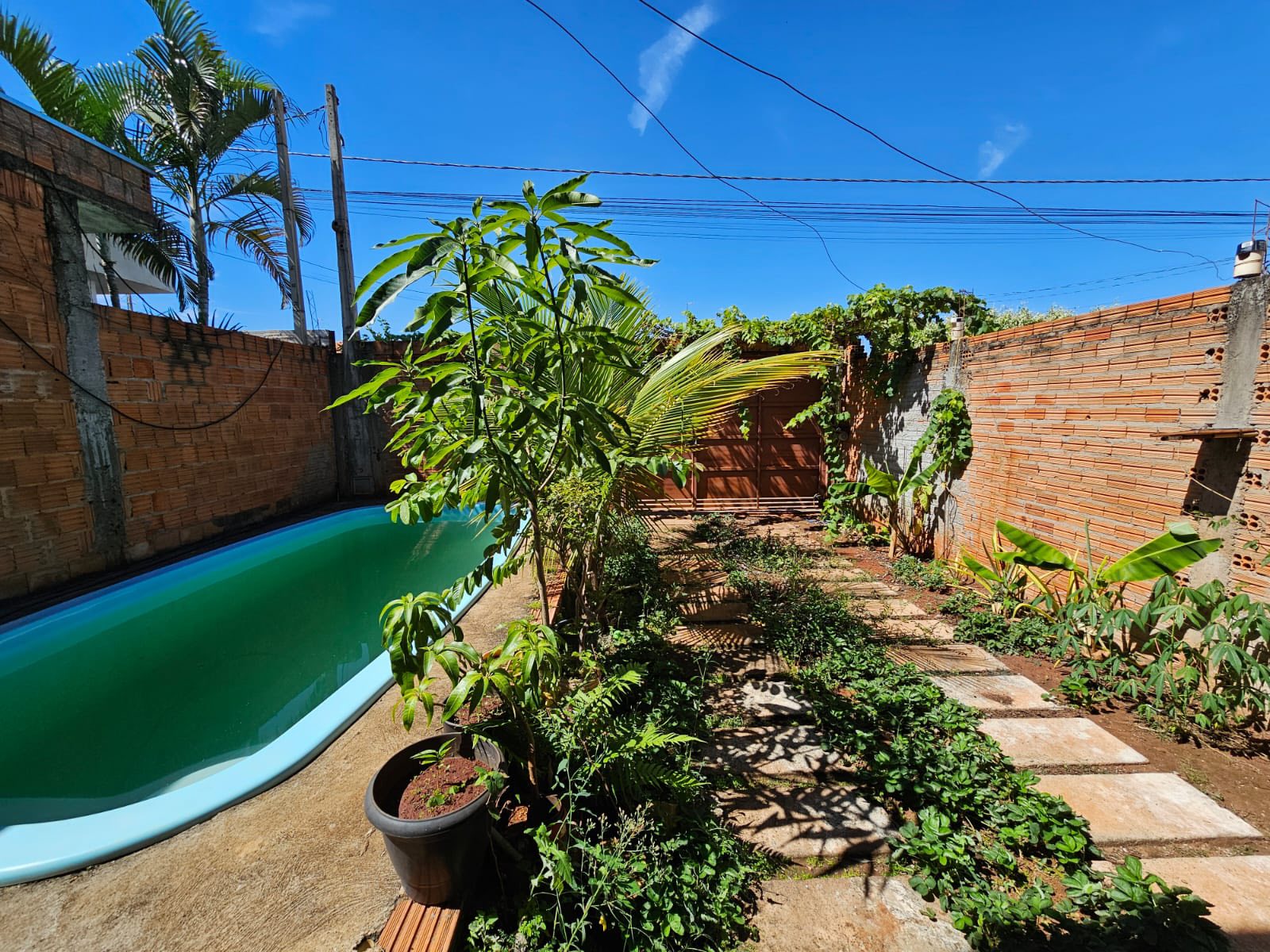 SOBRADO EM FASE DE ACABAMENTO FINAL  Rua Sergipe , n 285- Parque Varotti