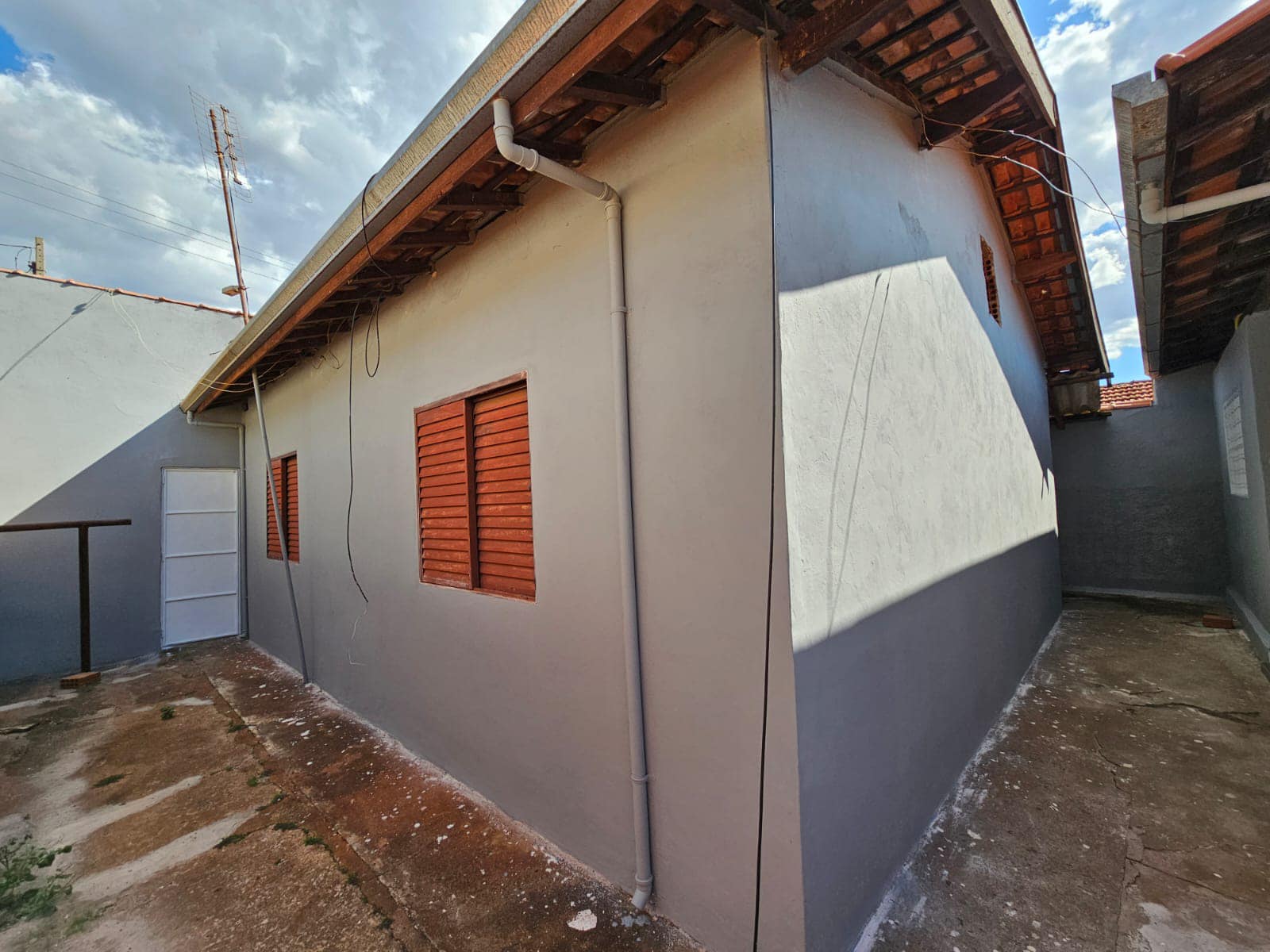 Casa Rua Gumercindo Guerreiro, n 324- Conj Habitacional Ada Dedini Ometto
