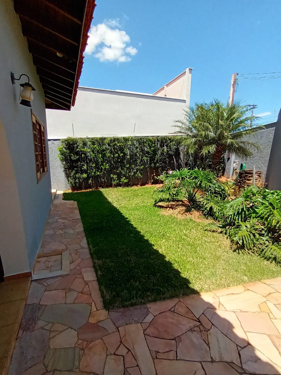 EXCELENTE CASA DE ALTO PADRÃO EM SÃO JOSÉ DO RIO PARDO