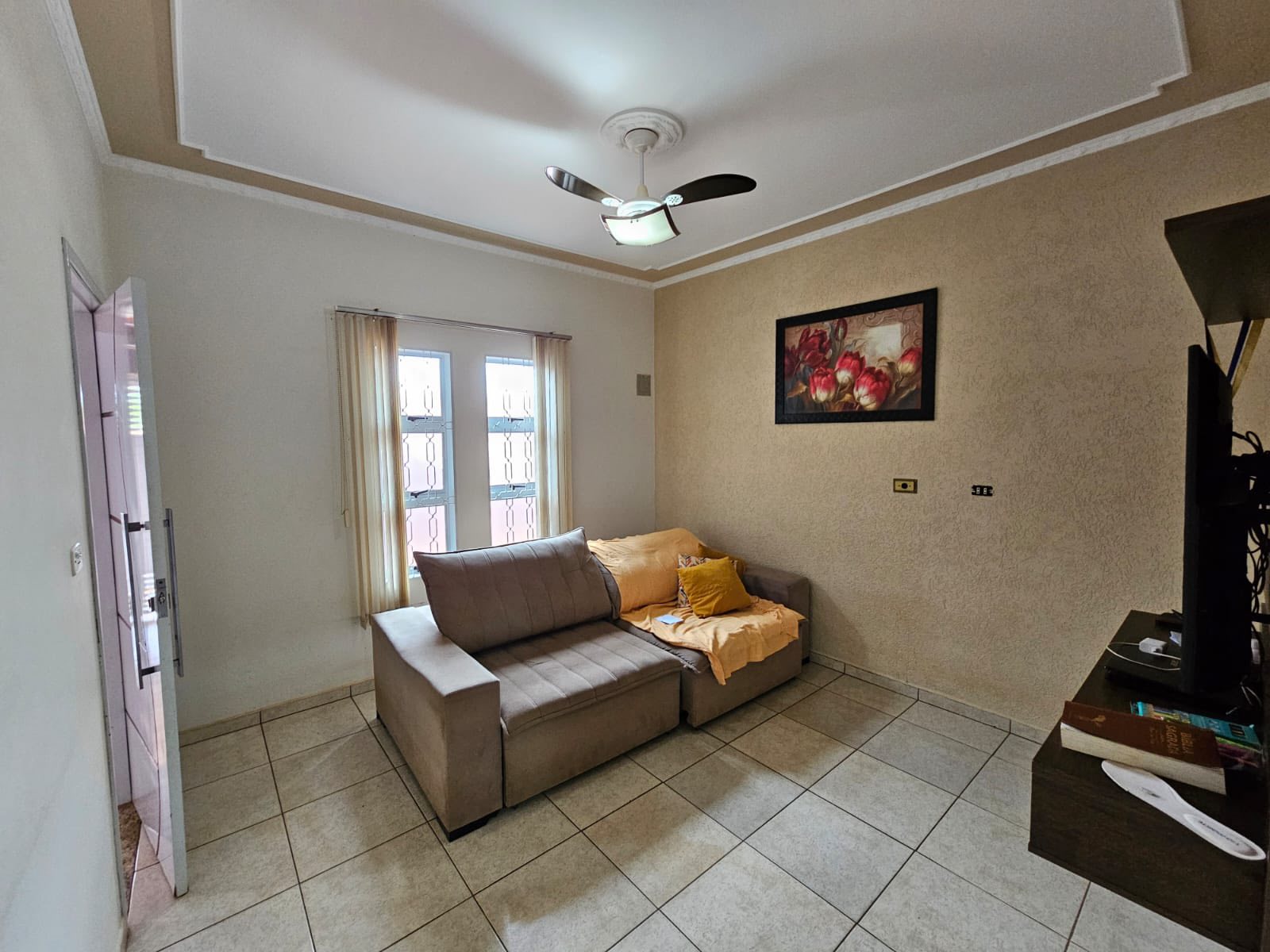 Casa Rua José Vieira Martins, n 19- Santa Luzia