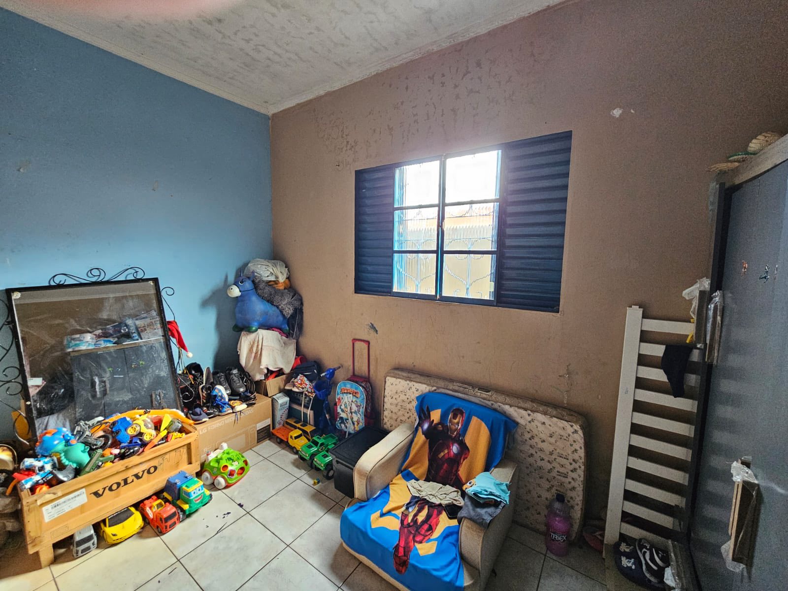 Casa Rua Natal Margutti, n 35- Jardim Santa Lúcia