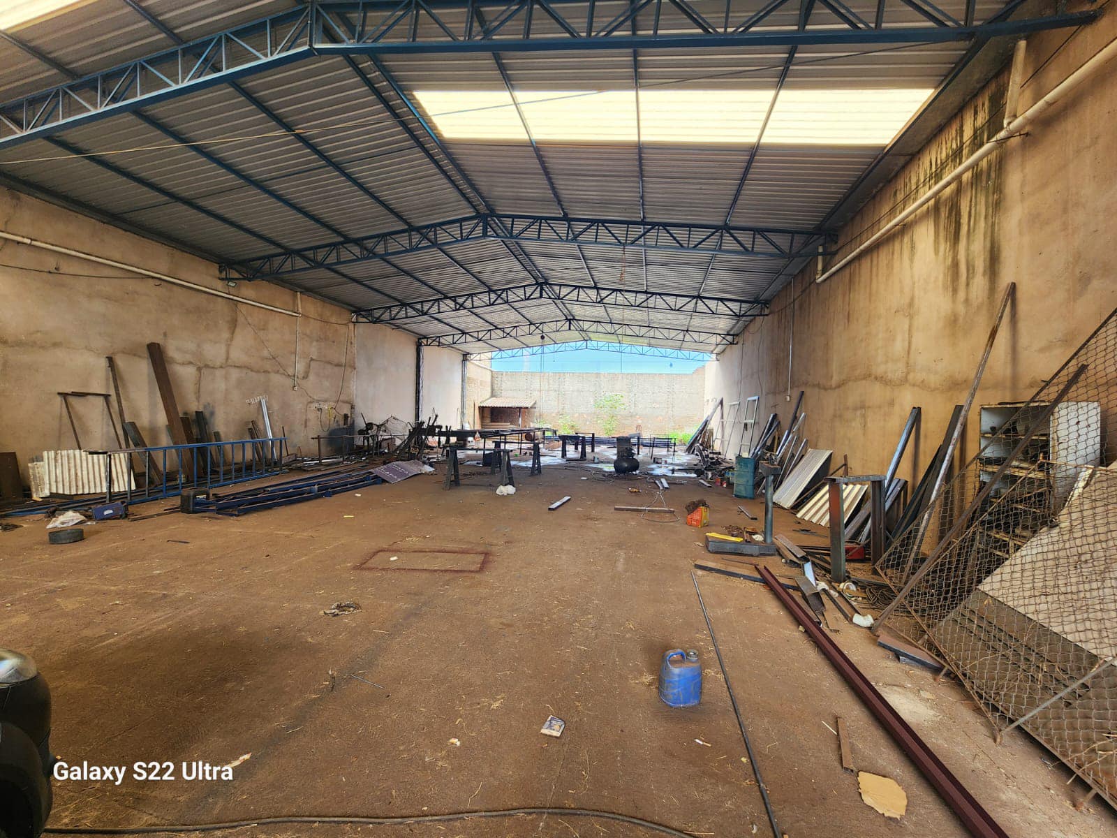 BARRACÃO COMERCIAL EXCELENTE LOCALIZAÇÃO Avenida Dionísio Bortolotto, n 636- Jardim Arlindo Ramos