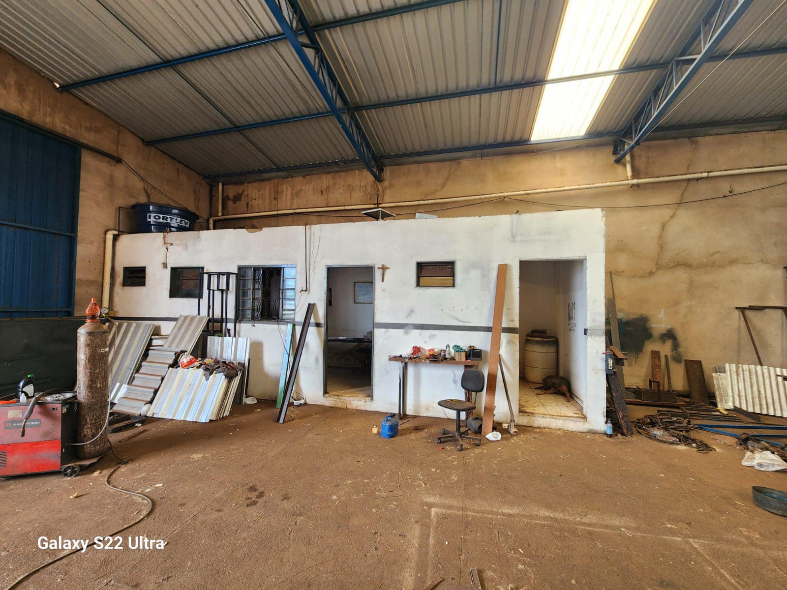 BARRACÃO COMERCIAL EXCELENTE LOCALIZAÇÃO Avenida Dionísio Bortolotto, n 636- Jardim Arlindo Ramos