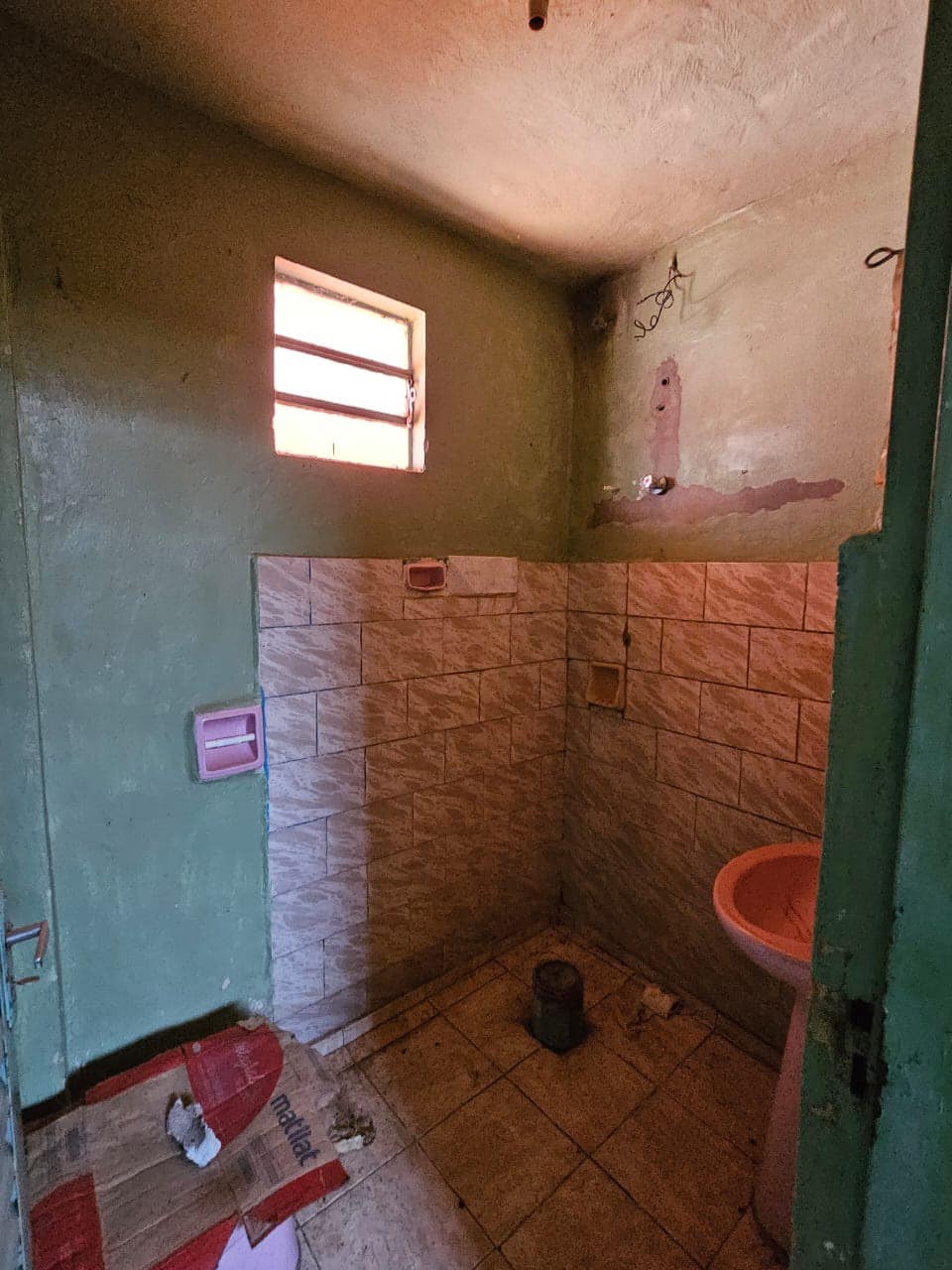 IMÓVEL RESIDENCIAL - COM 4 CASAS, Avenida do Café, n1145- Vila Santa Cruz