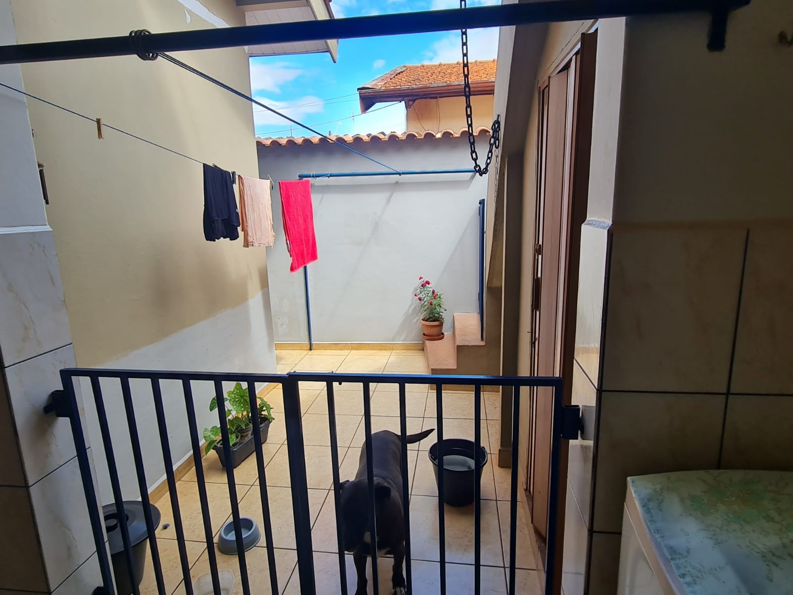 CASA RESIDENCIAL E COMÉRCIO Rua Agostinho de Biase, n 96- Jardim Brasil