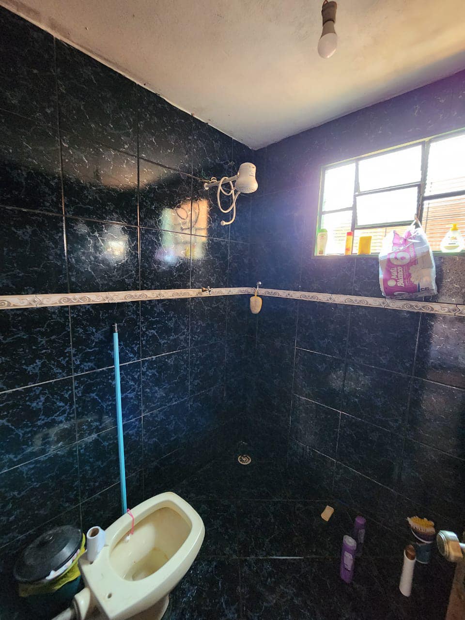 Duas Casas Rua Das Graças, n 31- Vila Santa Terezinha