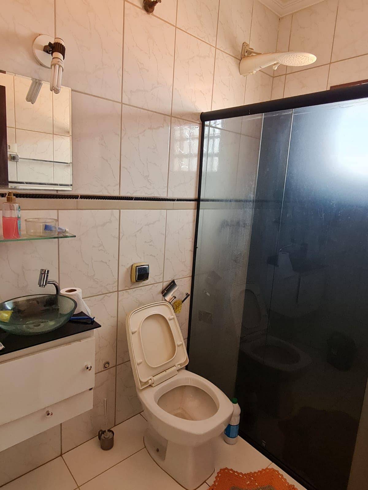 SOBRADO, na Rua Ernesto Bussaglia, n 15- Jardim Pedro Ometto