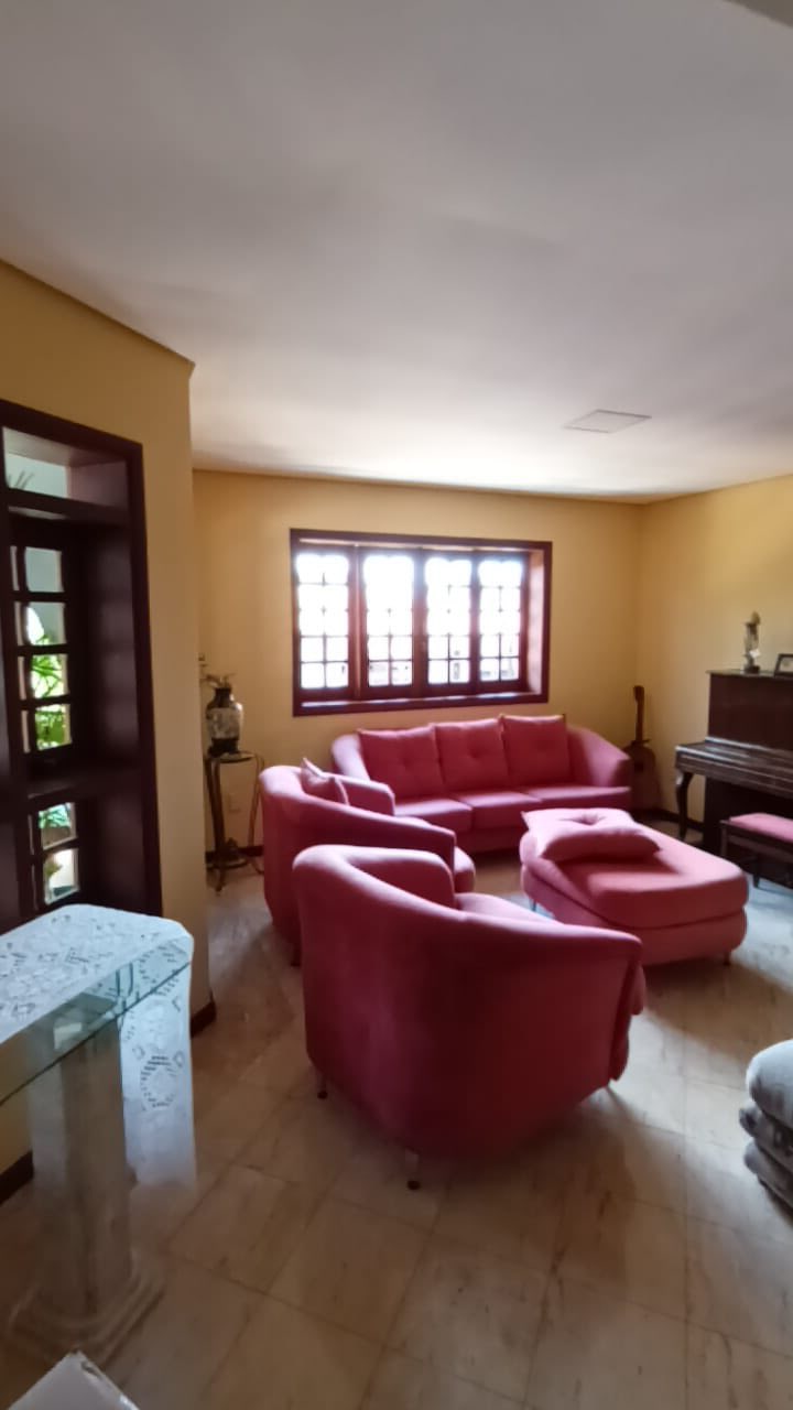 EXCELENTE CASA DE ALTO PADRÃO EM SÃO JOSÉ DO RIO PARDO