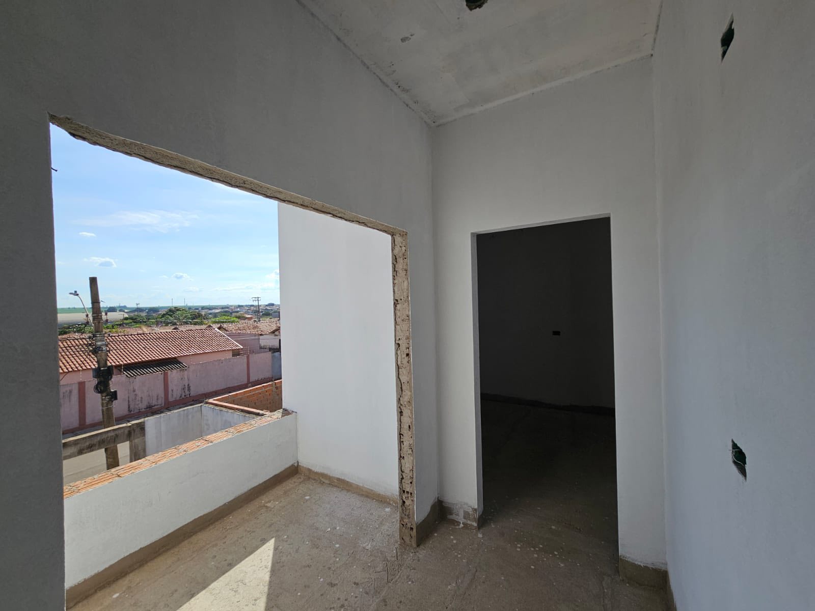 Sobrado Rua Piauí, n 31- Parque Varotti