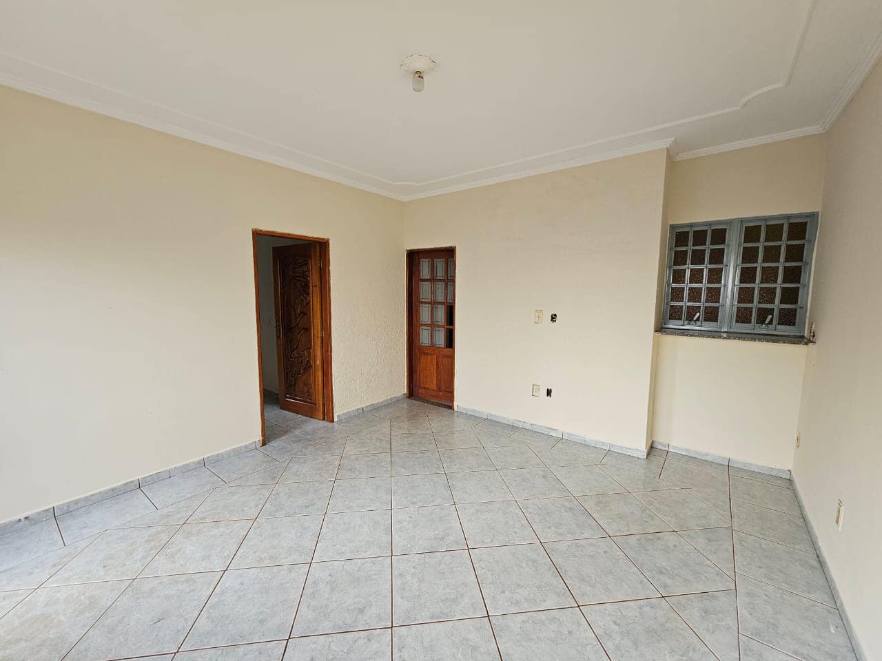 Casa Rua Lídia Baldoni Zandoná, n 198- Conjunto Habitacional Etore Marquezelli