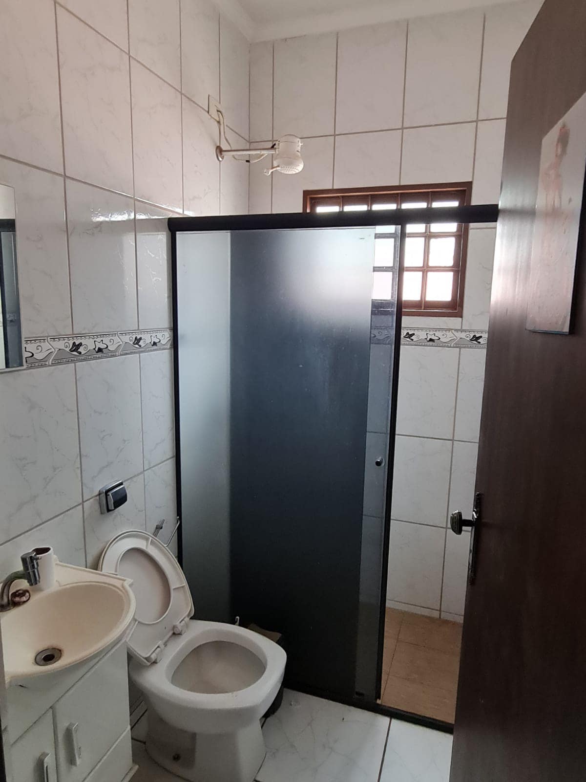 SOBRADO, na Rua Ernesto Bussaglia, n 15- Jardim Pedro Ometto