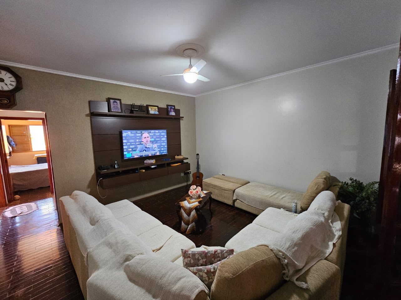 Casa Residencial / Comercio Rua Dr José Mendes da Silva , n 20- Conjunto Habitacional Ada Dedini Ometto