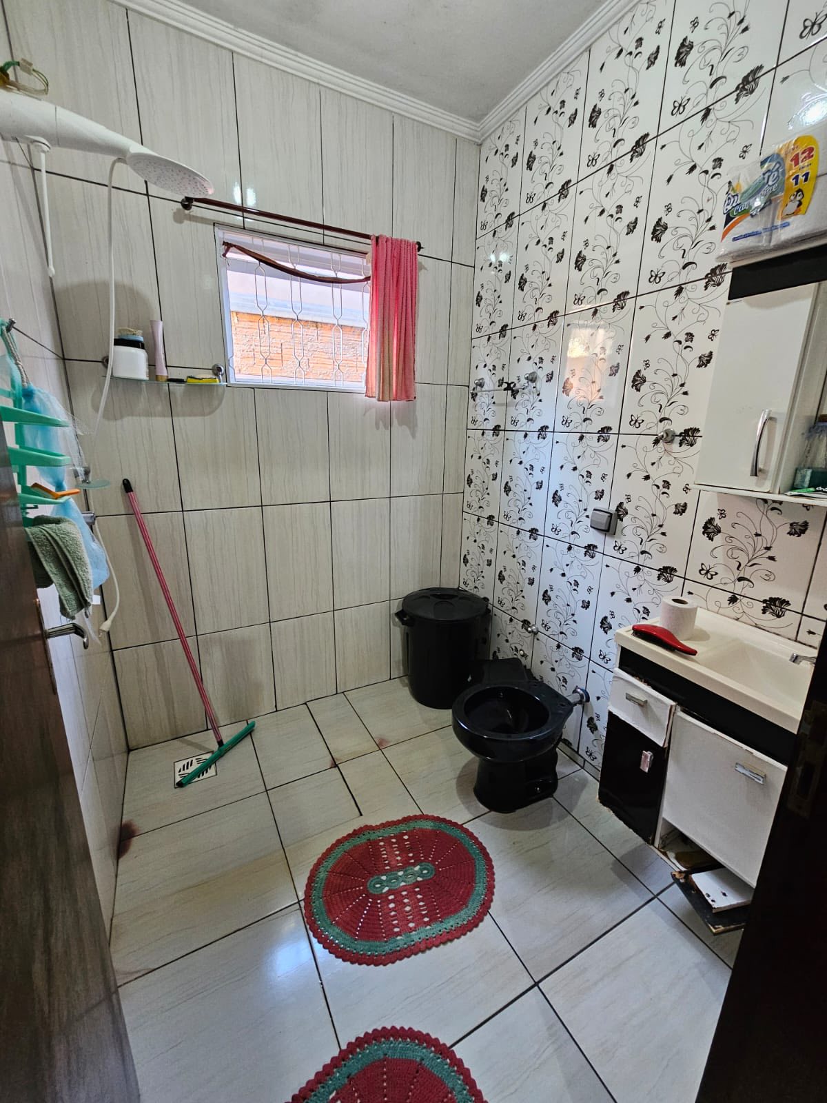 Casa na Rua Rio de Janeiro, n81- Parque Varotti