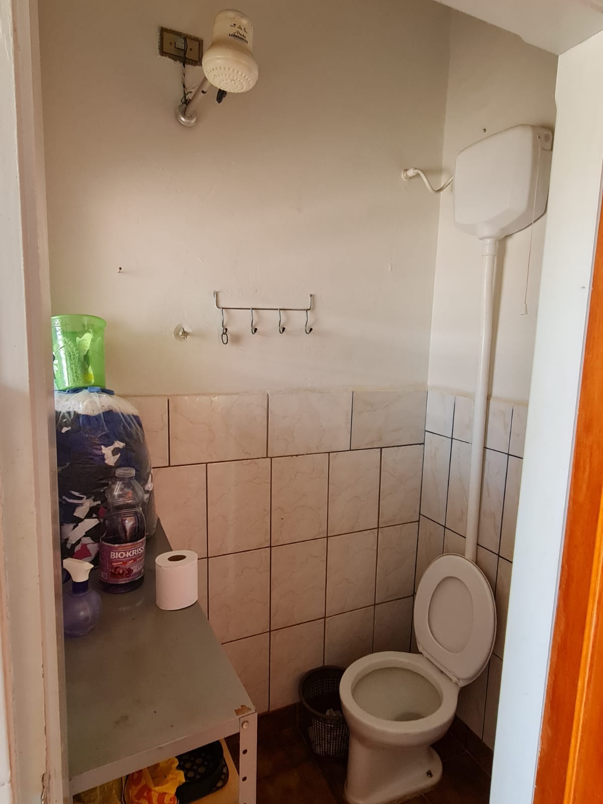 CASA RESIDENCIAL E COMÉRCIO Rua Agostinho de Biase, n 96- Jardim Brasil