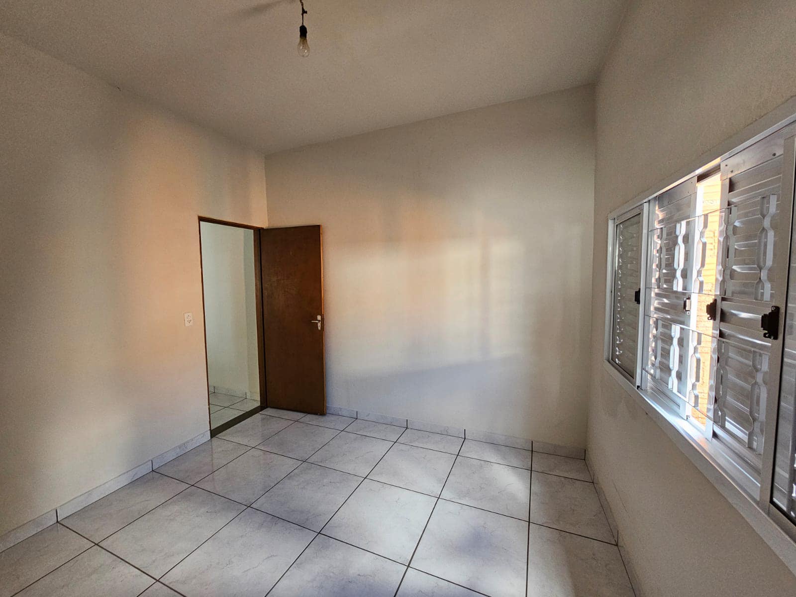 Casa Rua Gumercindo Guerreiro, n 324- Conj Habitacional Ada Dedini Ometto