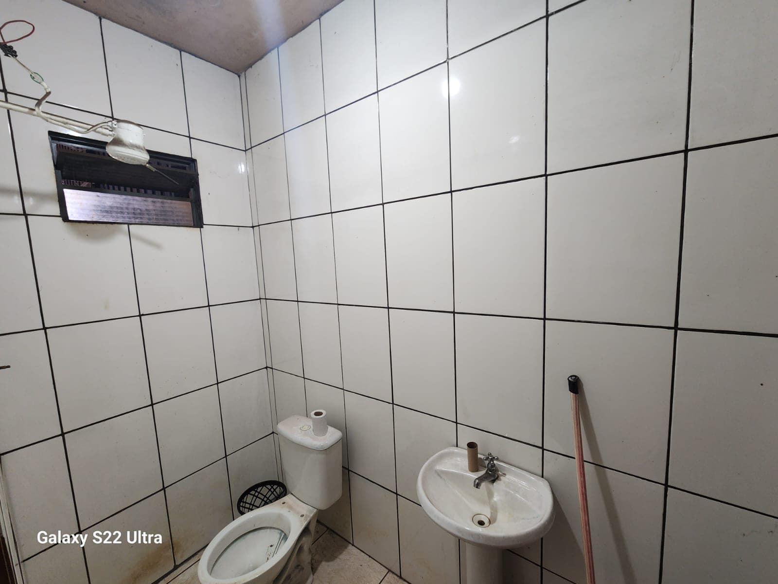 BARRACÃO COMERCIAL EXCELENTE LOCALIZAÇÃO Avenida Dionísio Bortolotto, n 636- Jardim Arlindo Ramos