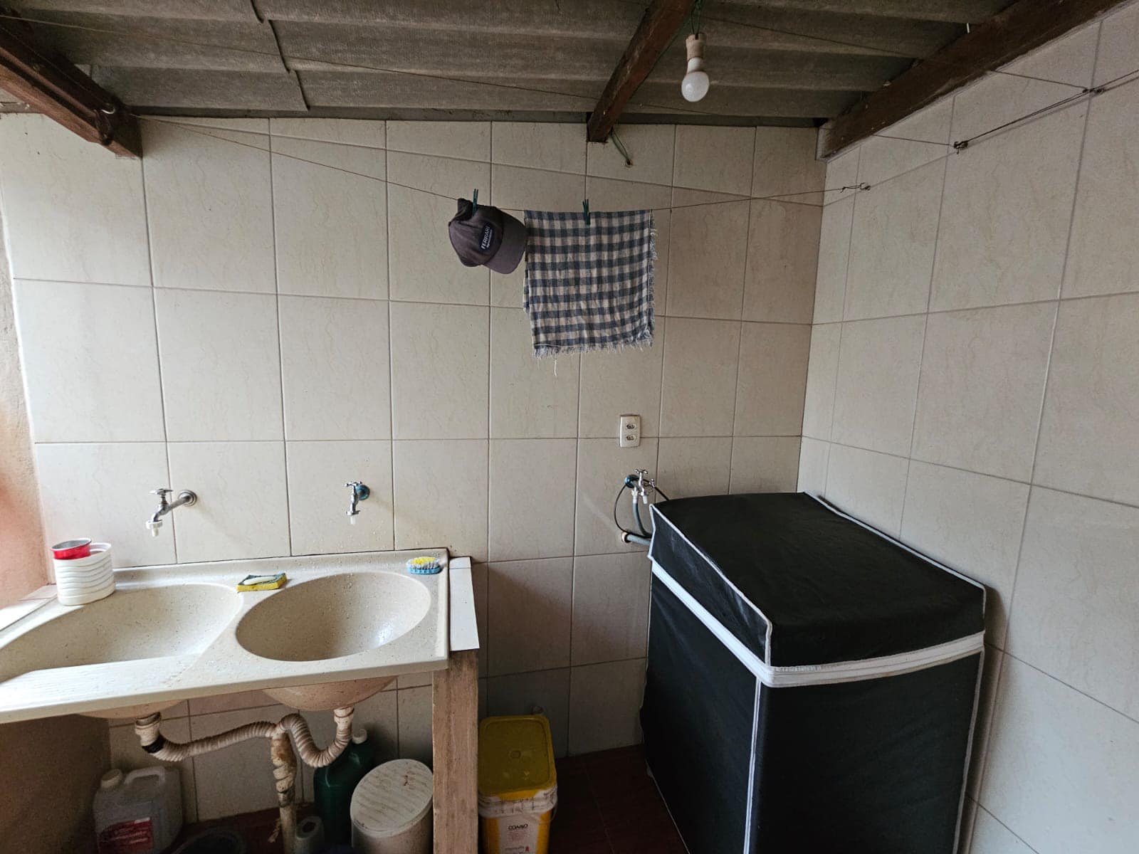 Casa na Rua Elizeu Bortolotto, n325- Jardim Das Palmeiras