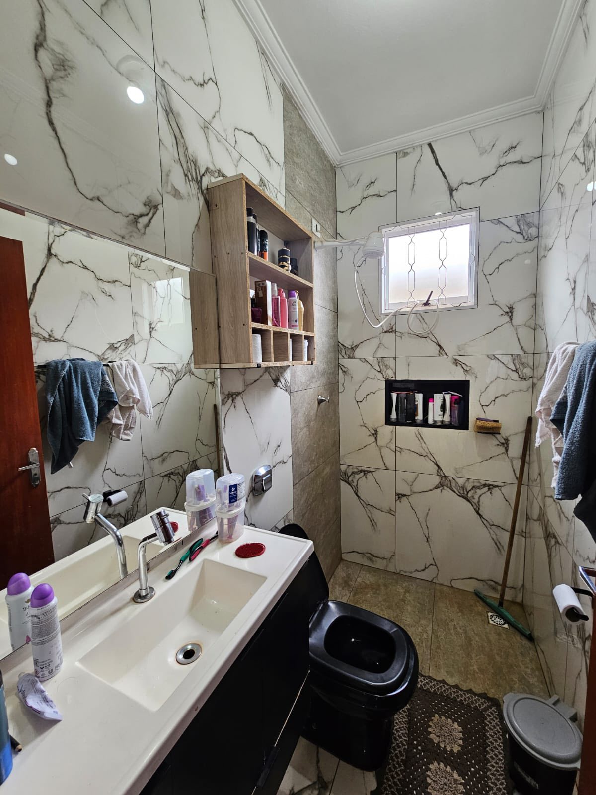 Rua Zenaide Ciccone Guimarães Mello, n 240- Jardim Santa Clara