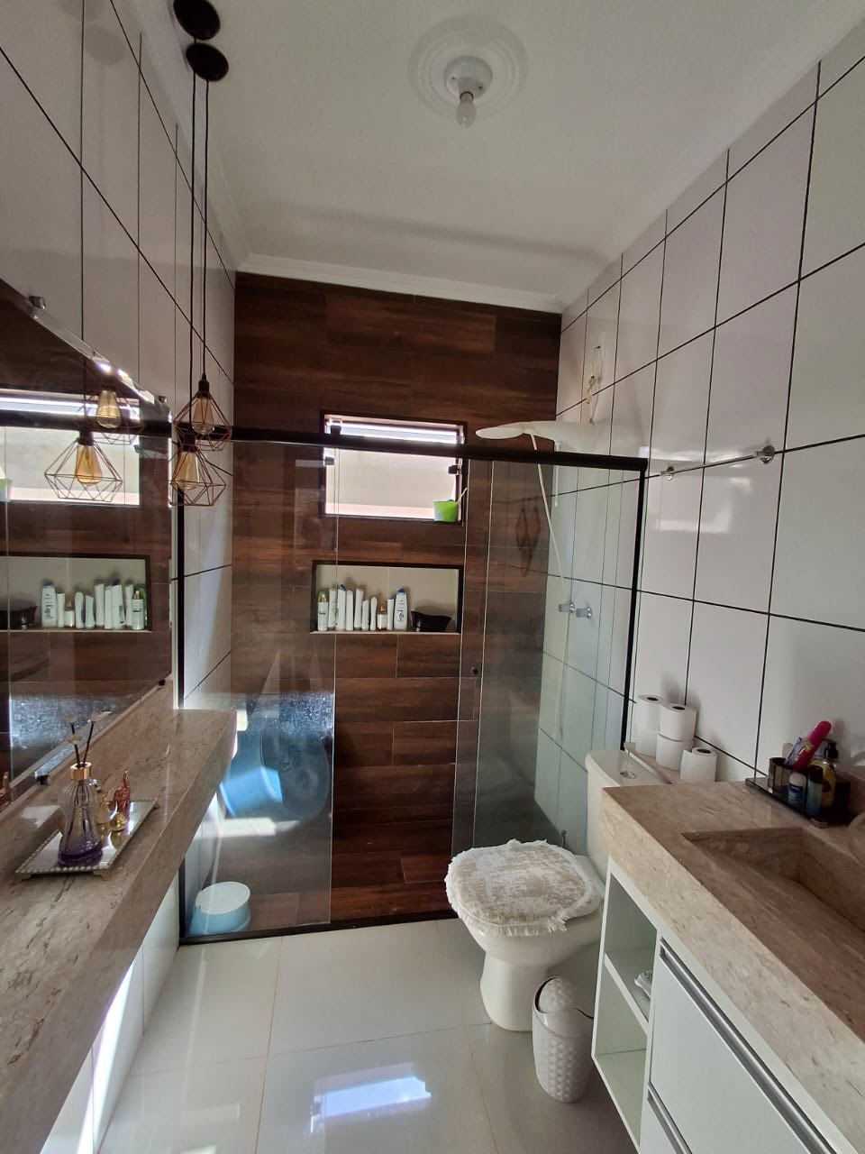 Avenida Brasil , n1263- Parque Varotti