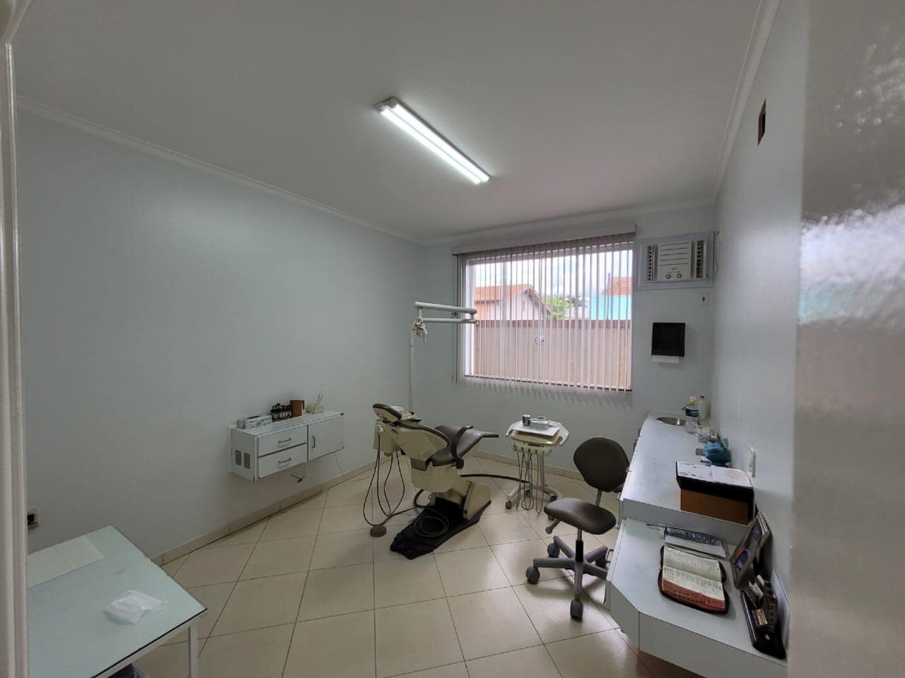 SOBRADO RESIDENCIAL E COMÉRCIO, Rua Coronel Rosa , n 330- Centro