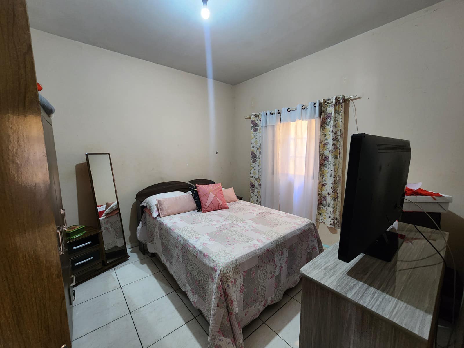 Casa Rua José Deperon, n 462- Vila Santa Terezinha