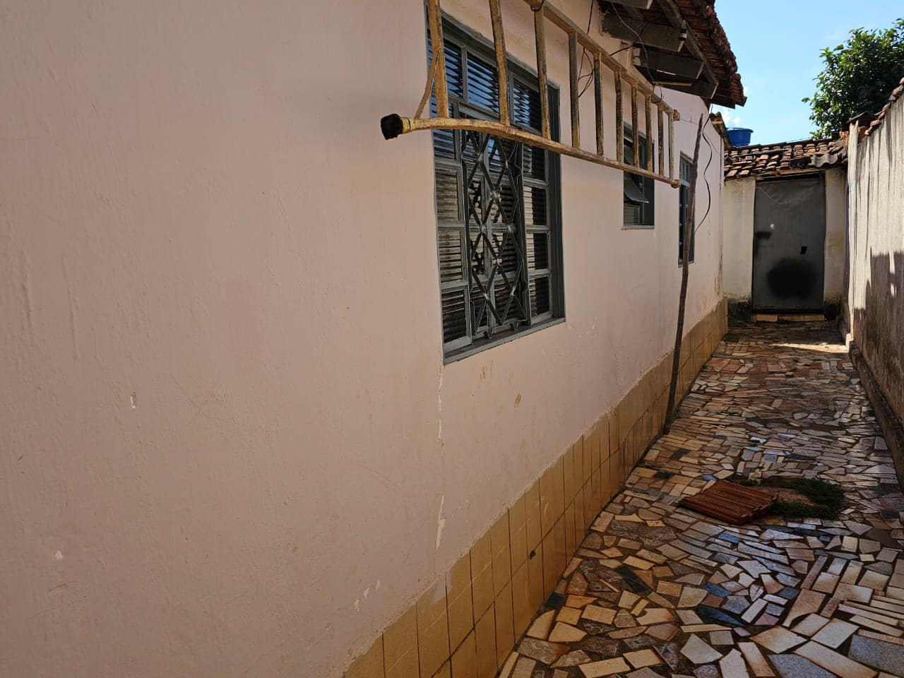 Casa Rua Francisco Cressoni, 425- Conjunto Habitacional Etore Marquezelli