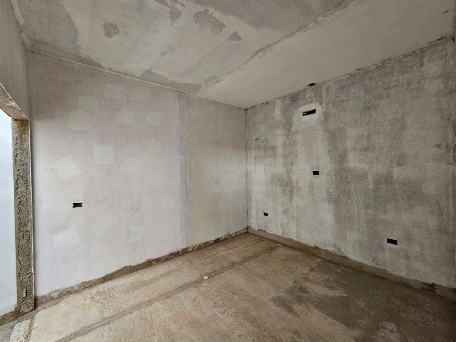 Sobrado Rua Piauí, n 31- Parque Varotti