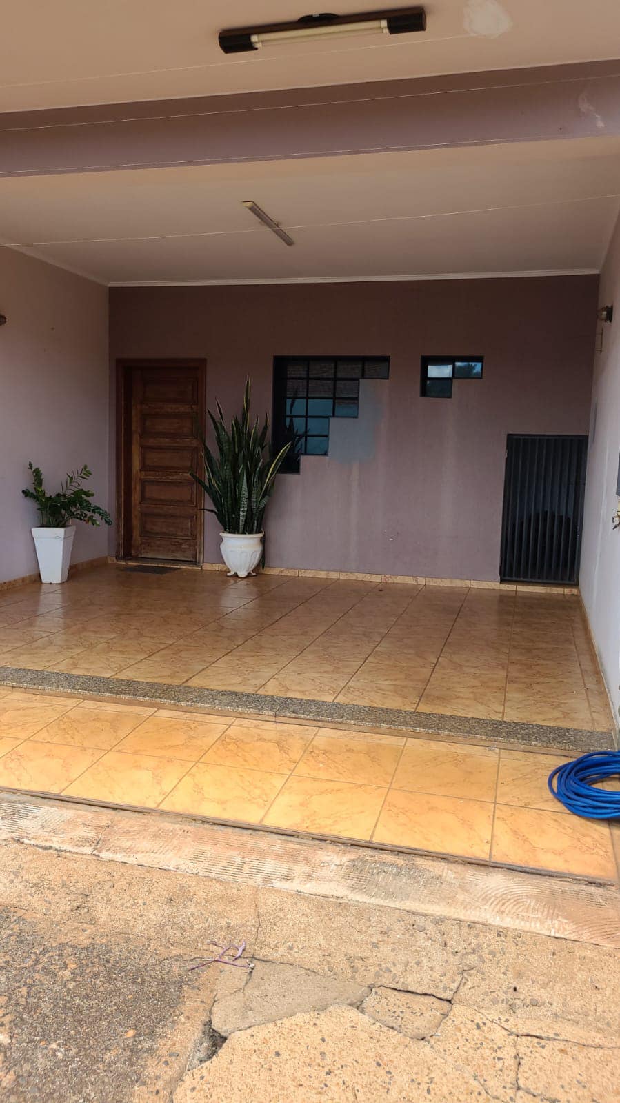 SOBRADO RESIDENCIAL E COMÉRCIO, Rua Coronel Rosa , n 330- Centro