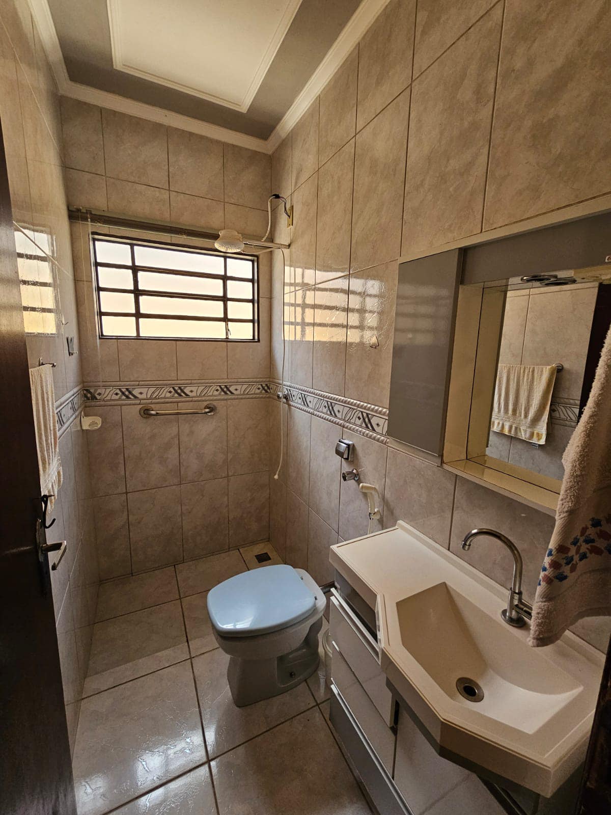 Casa Rua Rubens Malvestiti , n 54- Santa Luzia