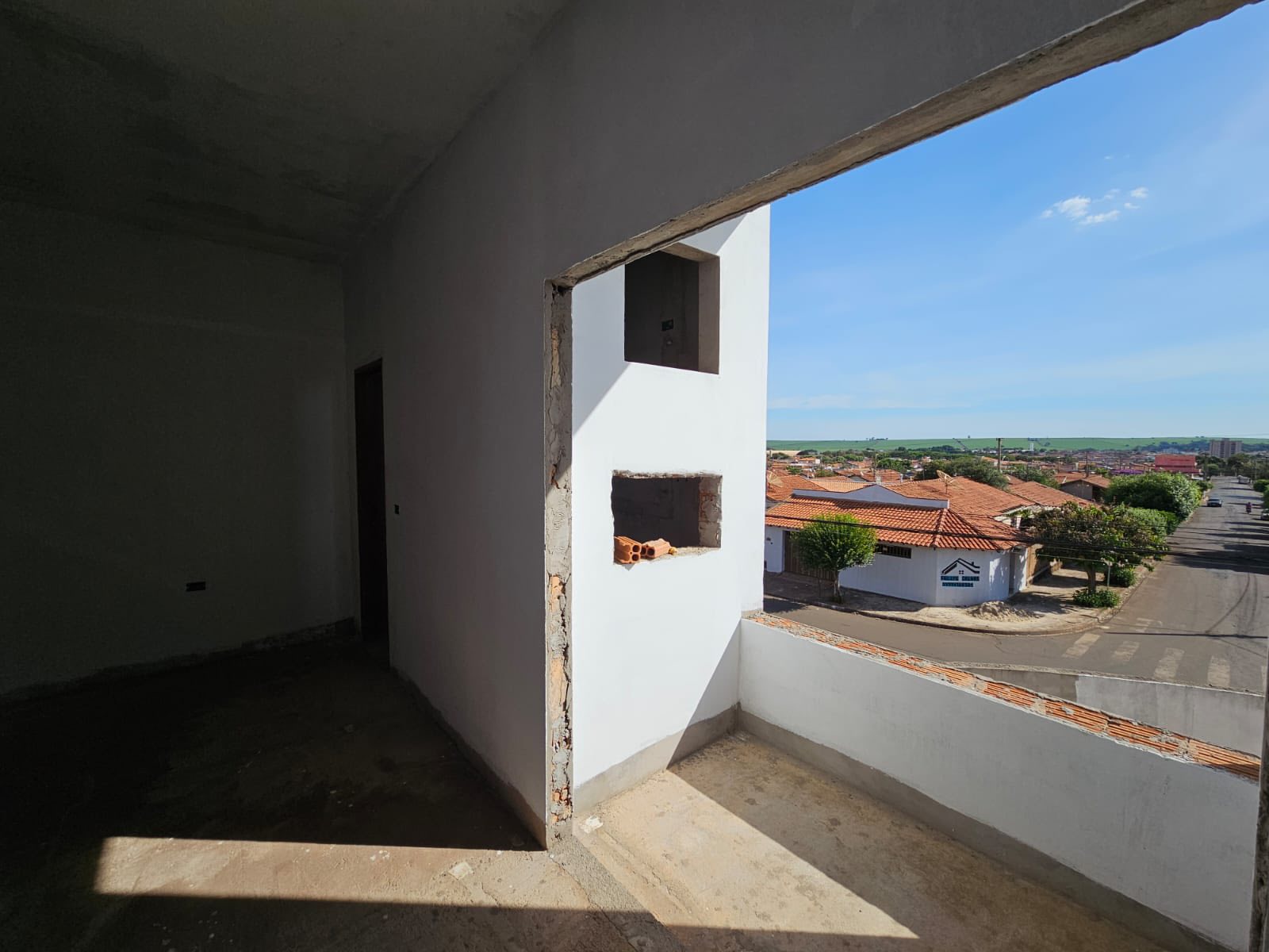 Sobrado Rua Piauí, n 31- Parque Varotti