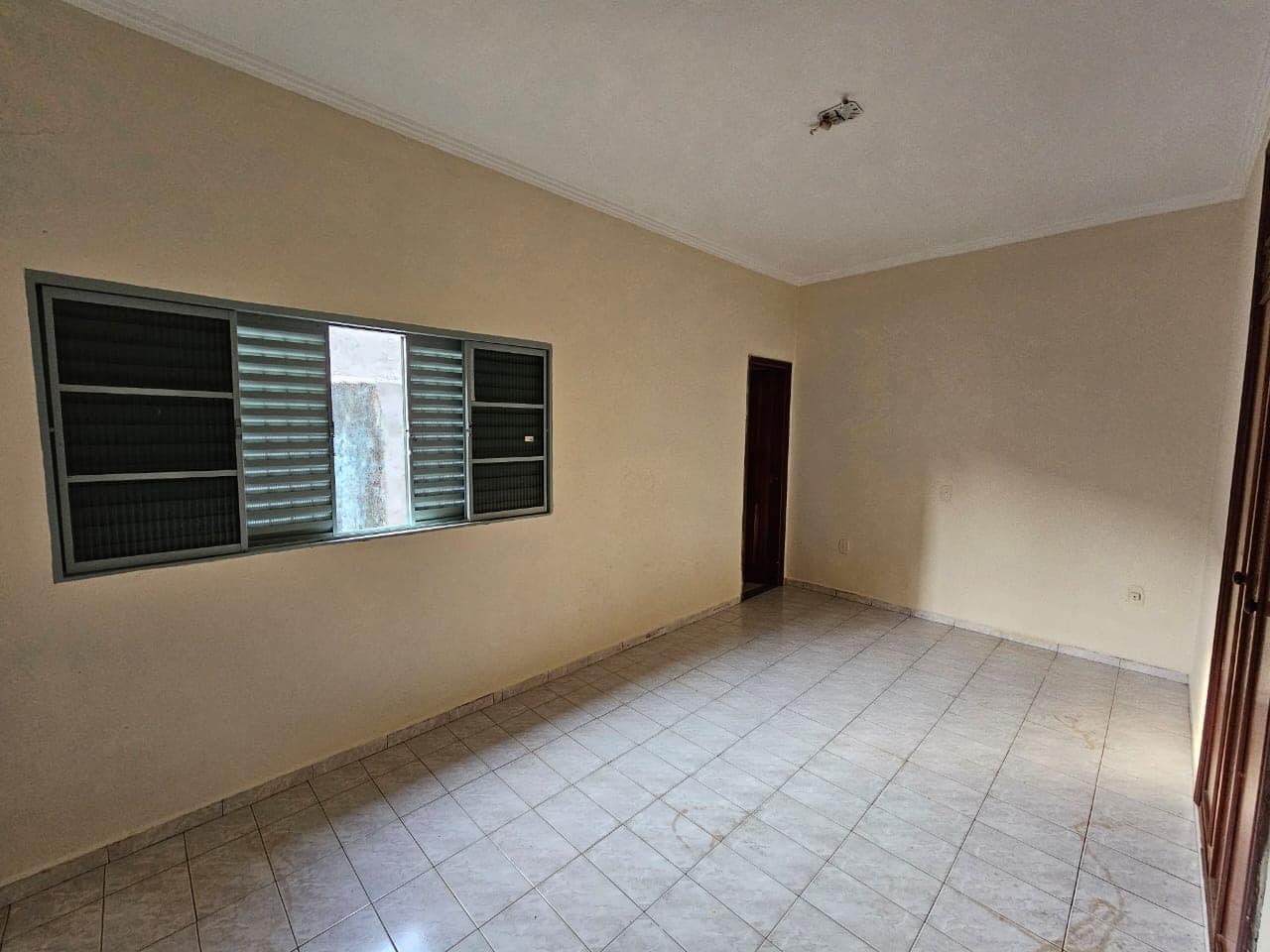 Casa Rua Lídia Baldoni Zandoná, n 198- Conjunto Habitacional Etore Marquezelli