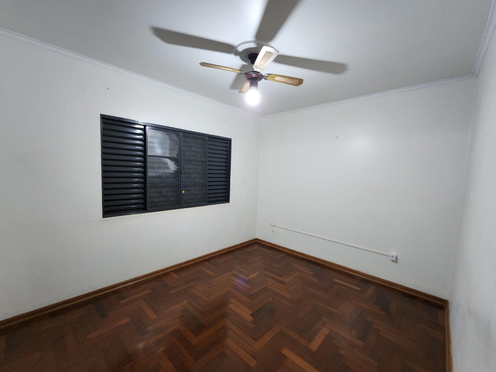 Casa Rua Albino Schiavon, n 112- Conjunto Habitacional Ada Dedini Ometto