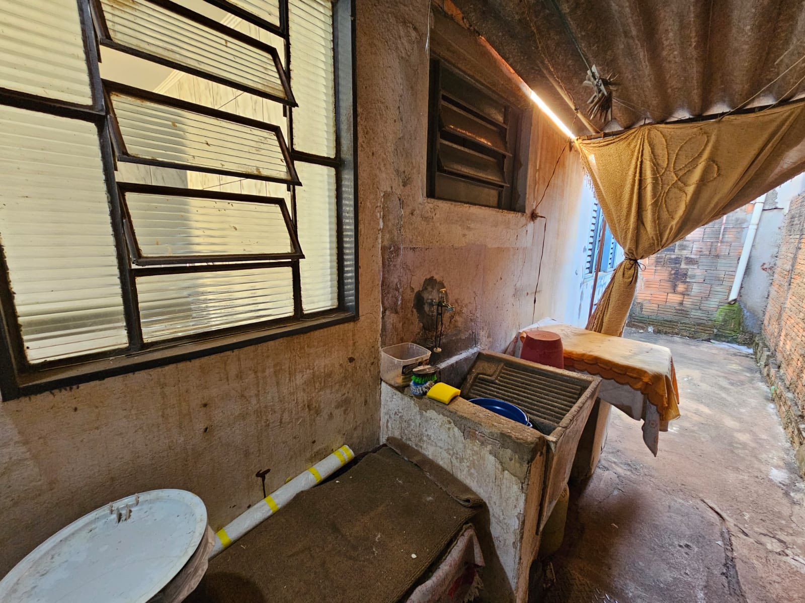 Casa Residencial - Conj Habitacional Etore Marquezelli