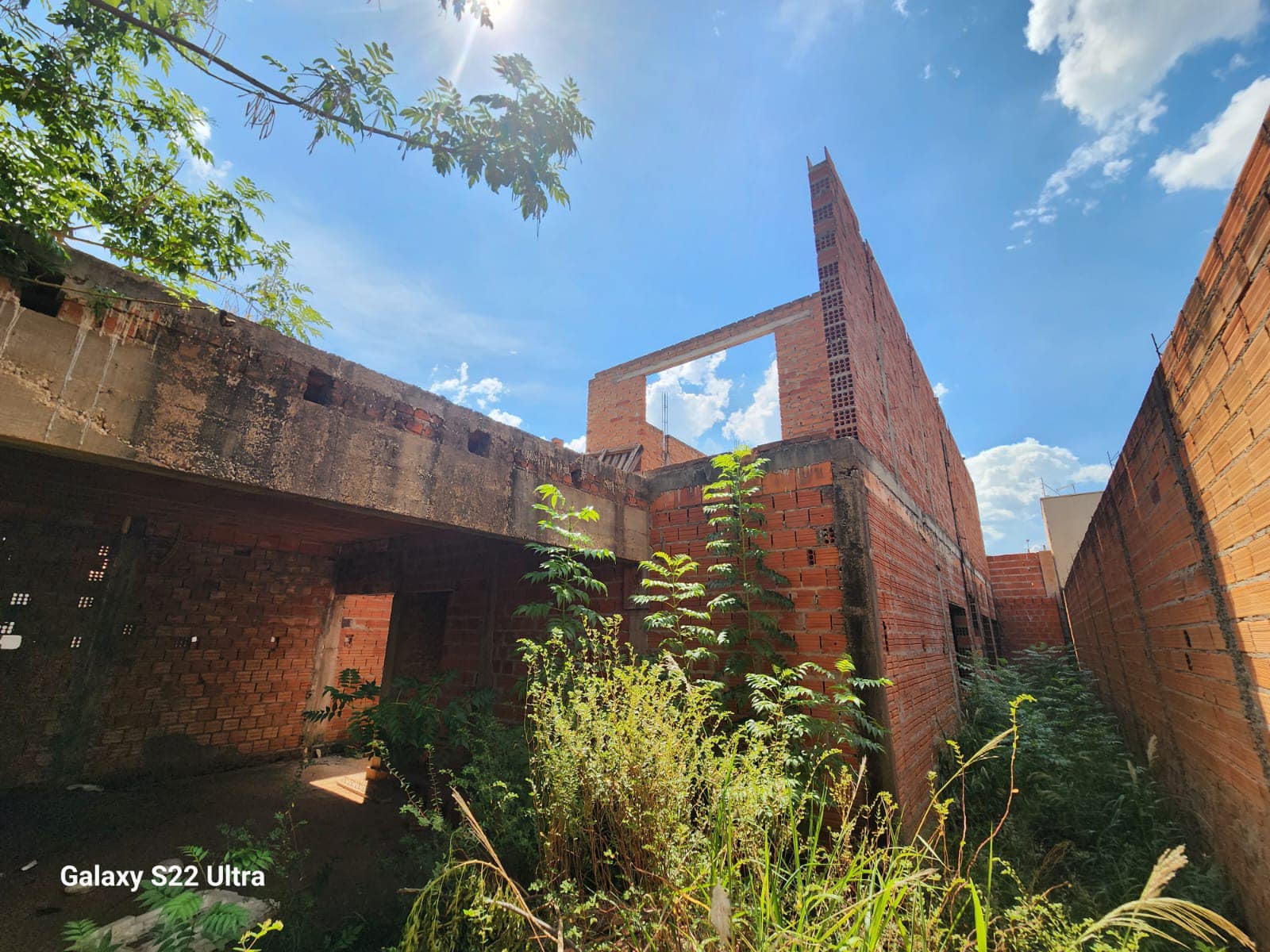 SOBRADO EM CONSTRUÇÃO, Rua Piauí, n121- Parque Varotti