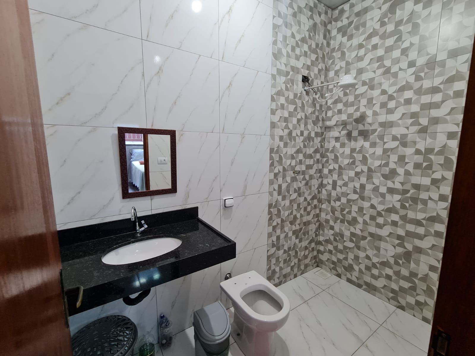 Casa Rua José Vieira Martins , n 102- Santa Luzia