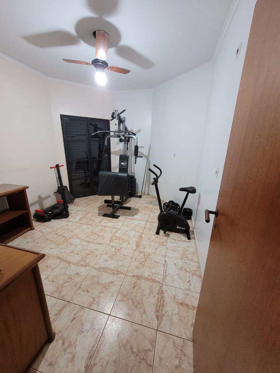 SOBRADO RESIDENCIAL E COMÉRCIO, Rua Coronel Rosa , n 330- Centro