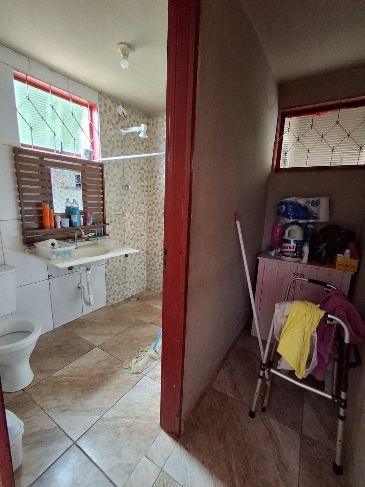 Duas Casas Rua Antônio Martins Daniel , n256- Centro