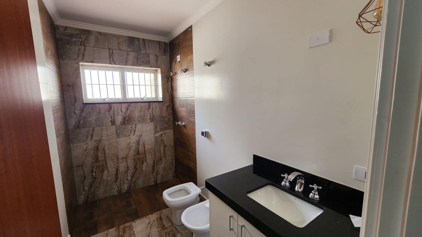 Casa Rua Treze de Maio , n 443- Vila Bortone