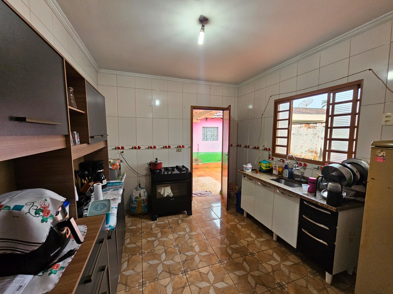 Duas casas Rua Floriano Peixoto, n 07- Jardim Brasil