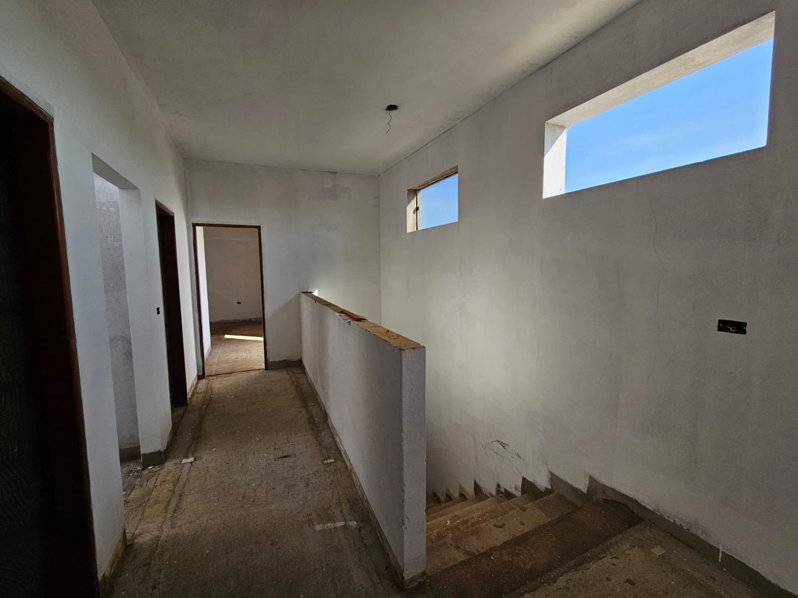 Sobrado Rua Piauí, n 31- Parque Varotti