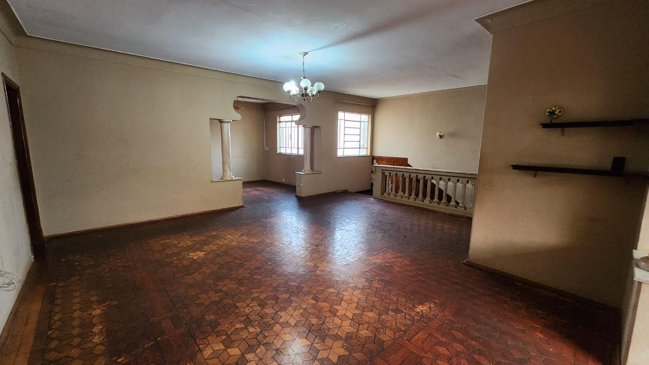 IMÓVEL COMERCIAL E RESIDENCIAL NO CENTRO / ÓTIMA LOCALIZAÇÃO Rua Prudente de Moraes, n527