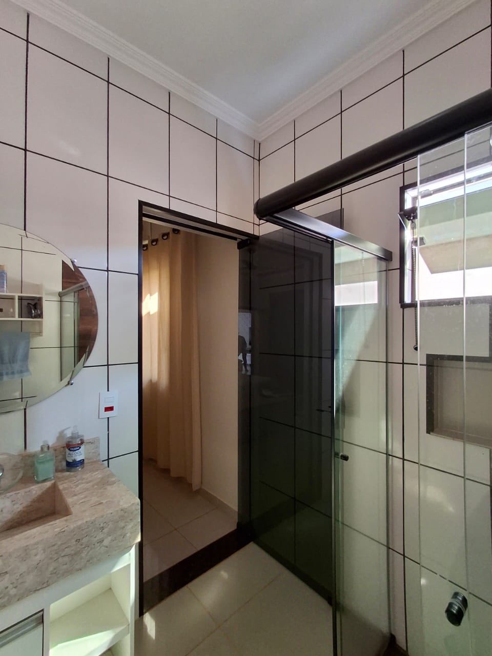 Avenida Brasil , n1263- Parque Varotti