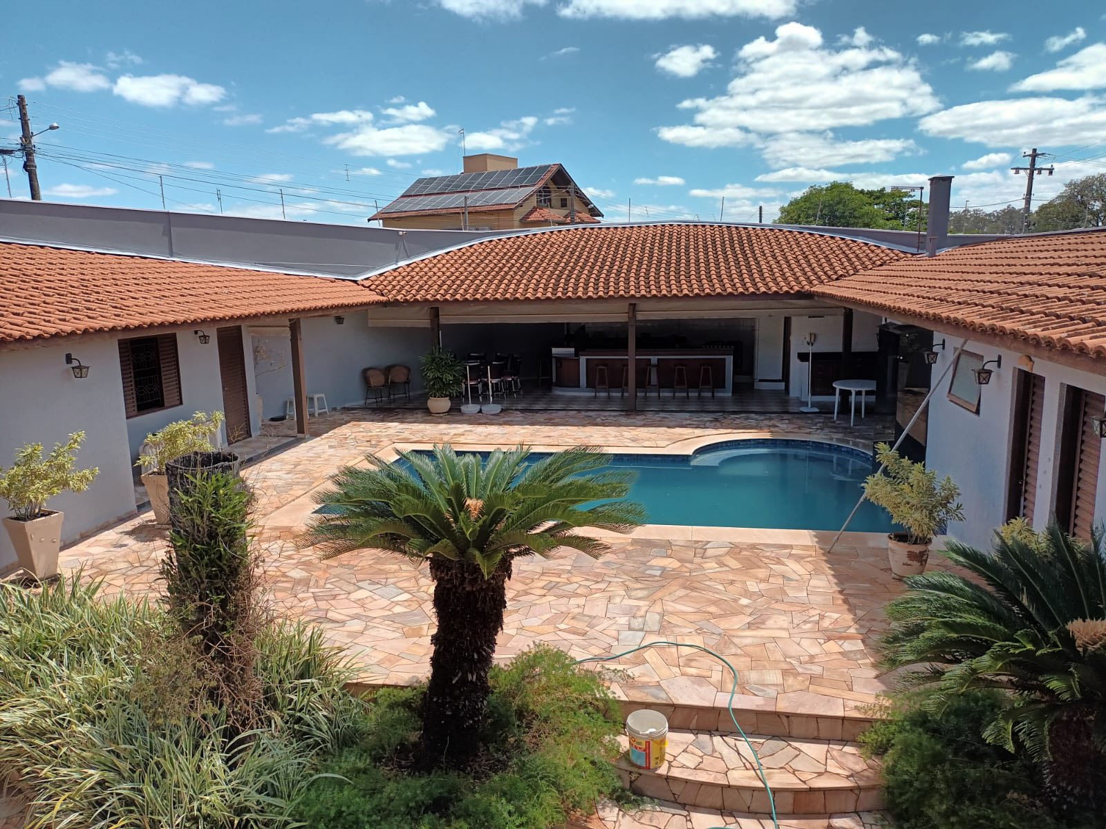 EXCELENTE CASA DE ALTO PADRÃO EM SÃO JOSÉ DO RIO PARDO