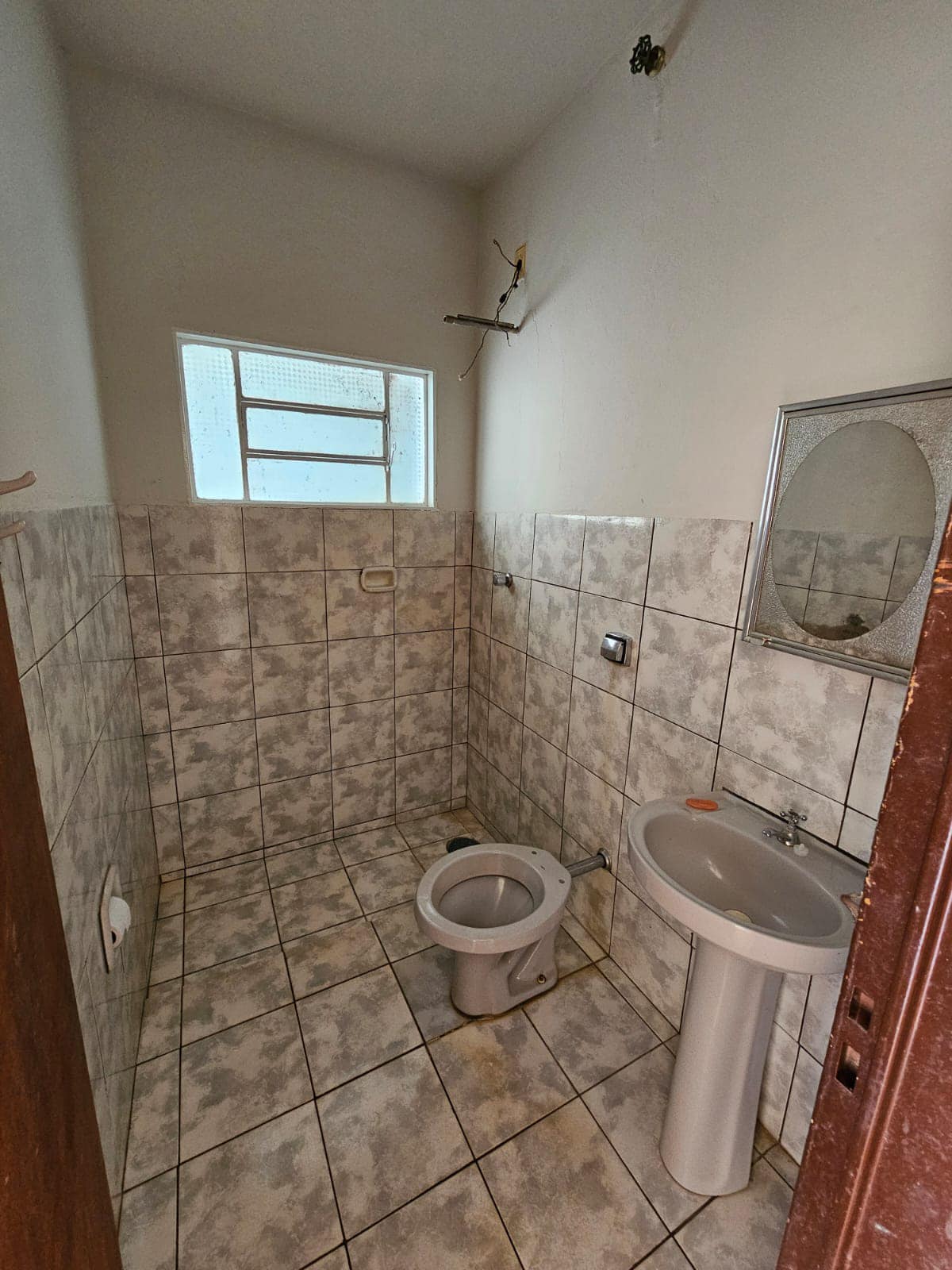 Casa Rua Gumercindo Guerreiro, n 324- Conj Habitacional Ada Dedini Ometto