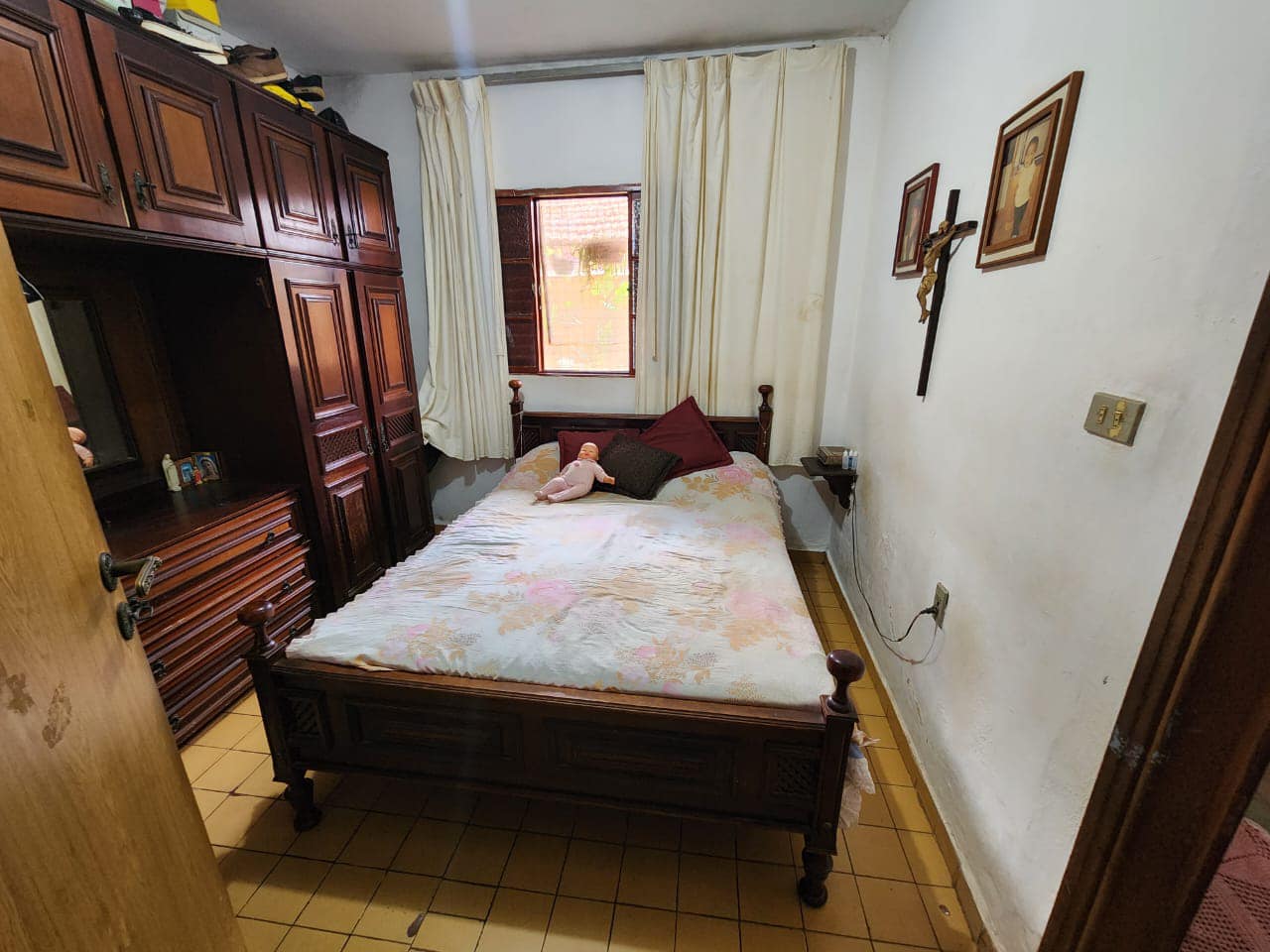 Casa com Ponto Comercial Rua Manoel Pires de Campos , n 122- Vila Santa Terezinha