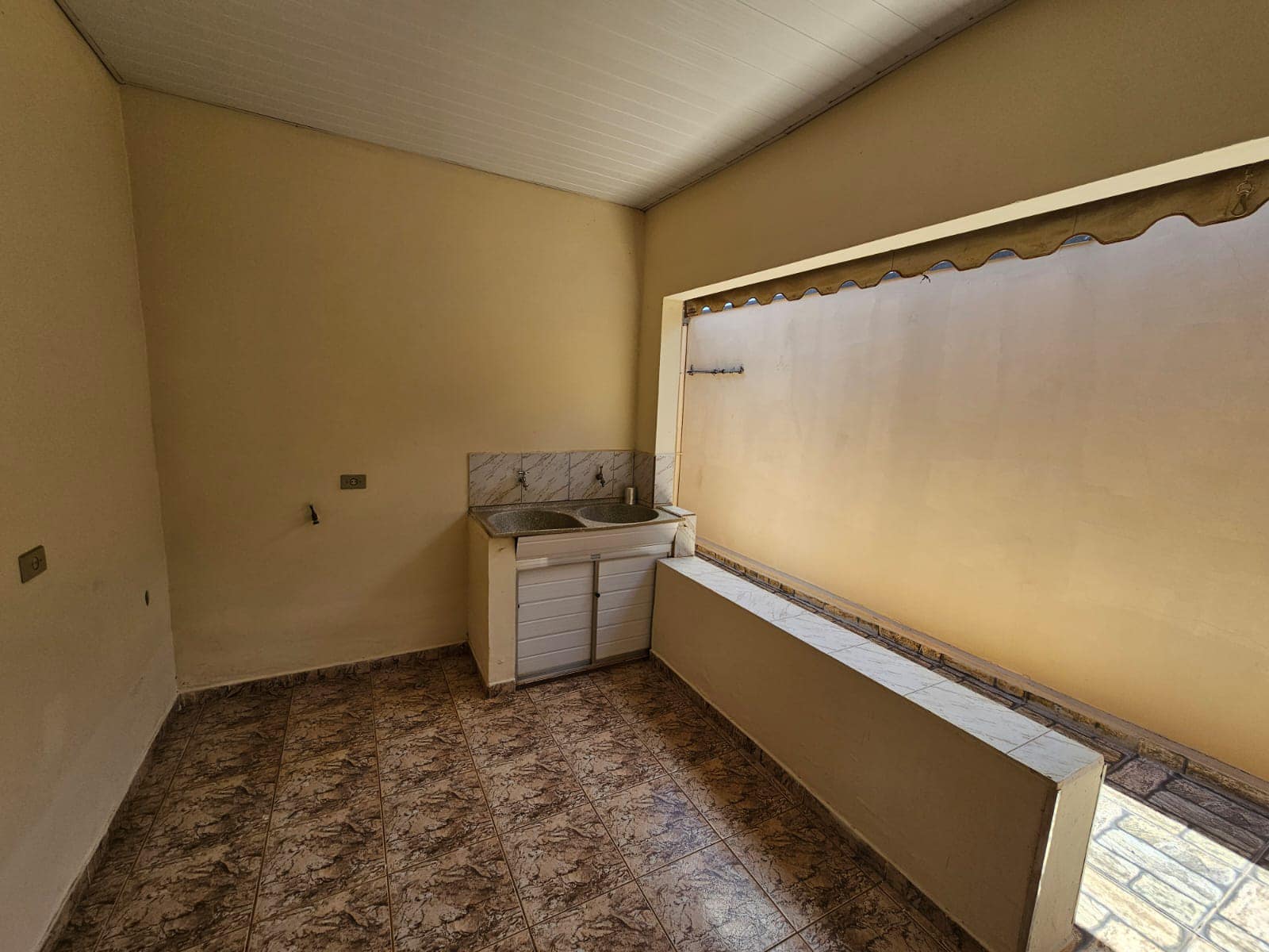 Casa Rua Rubens Malvestiti , n 54- Santa Luzia