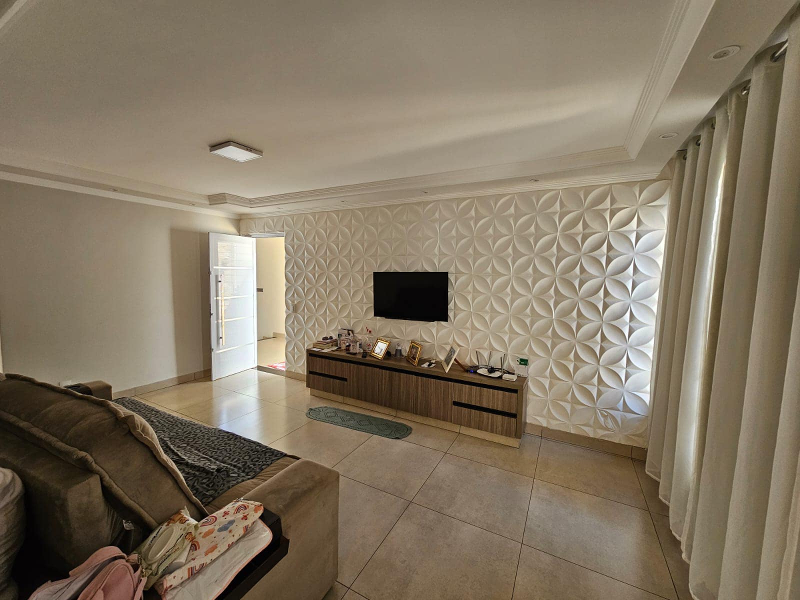 Casa Rua Édson Anivaldo Zanatta, n 101, Conjunto Habitacional Nino Deperon