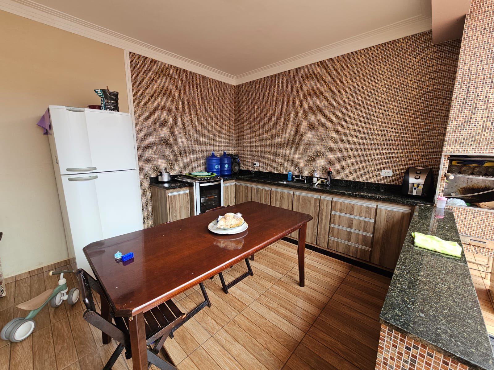 Casa Rua José Vieira Martins, n 19- Santa Luzia