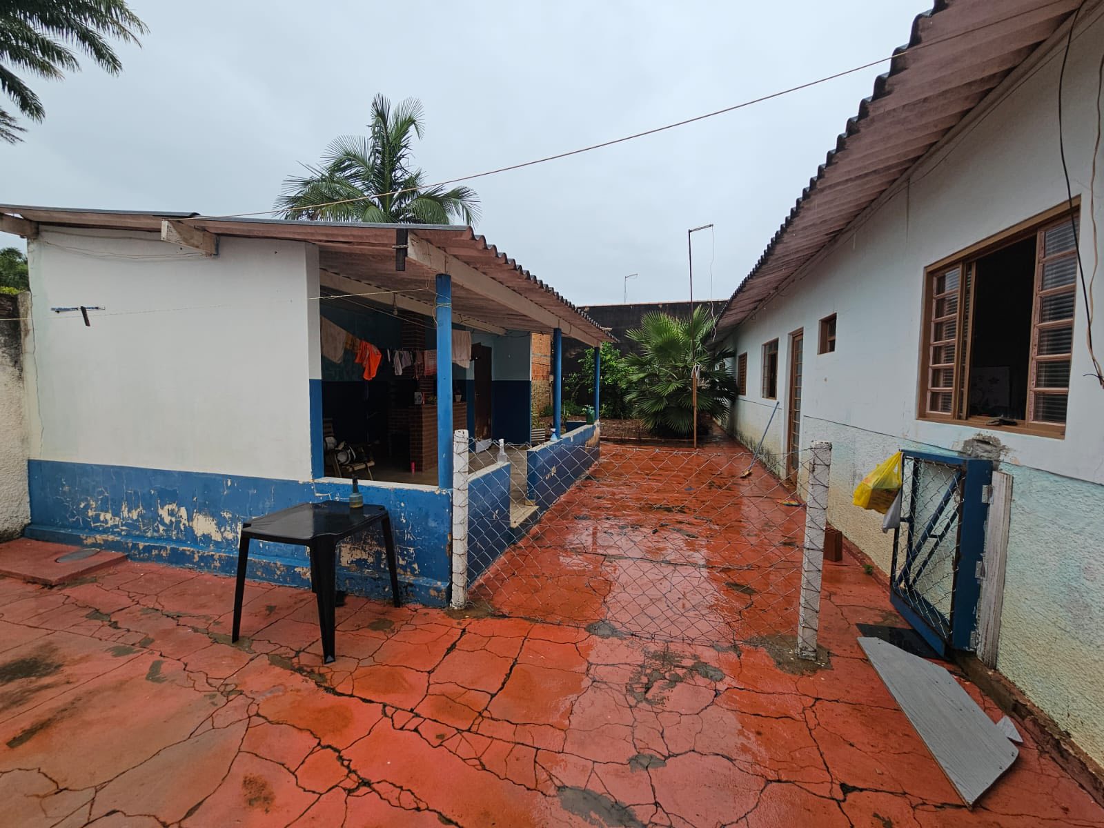 Duas casas Rua Floriano Peixoto, n 07- Jardim Brasil